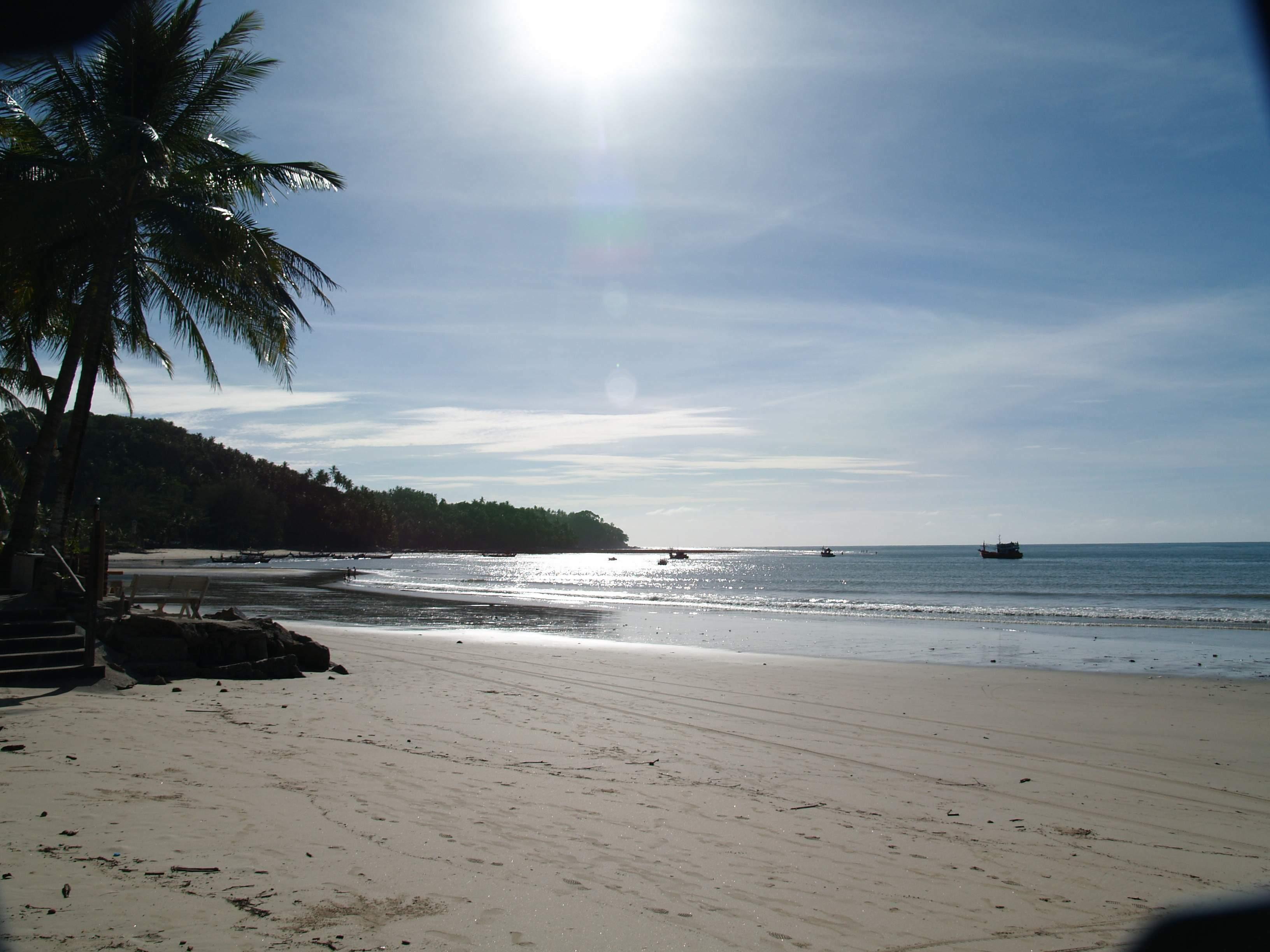 Bangtao Village Resort - Sha Bang Tao Beach  Exterior photo