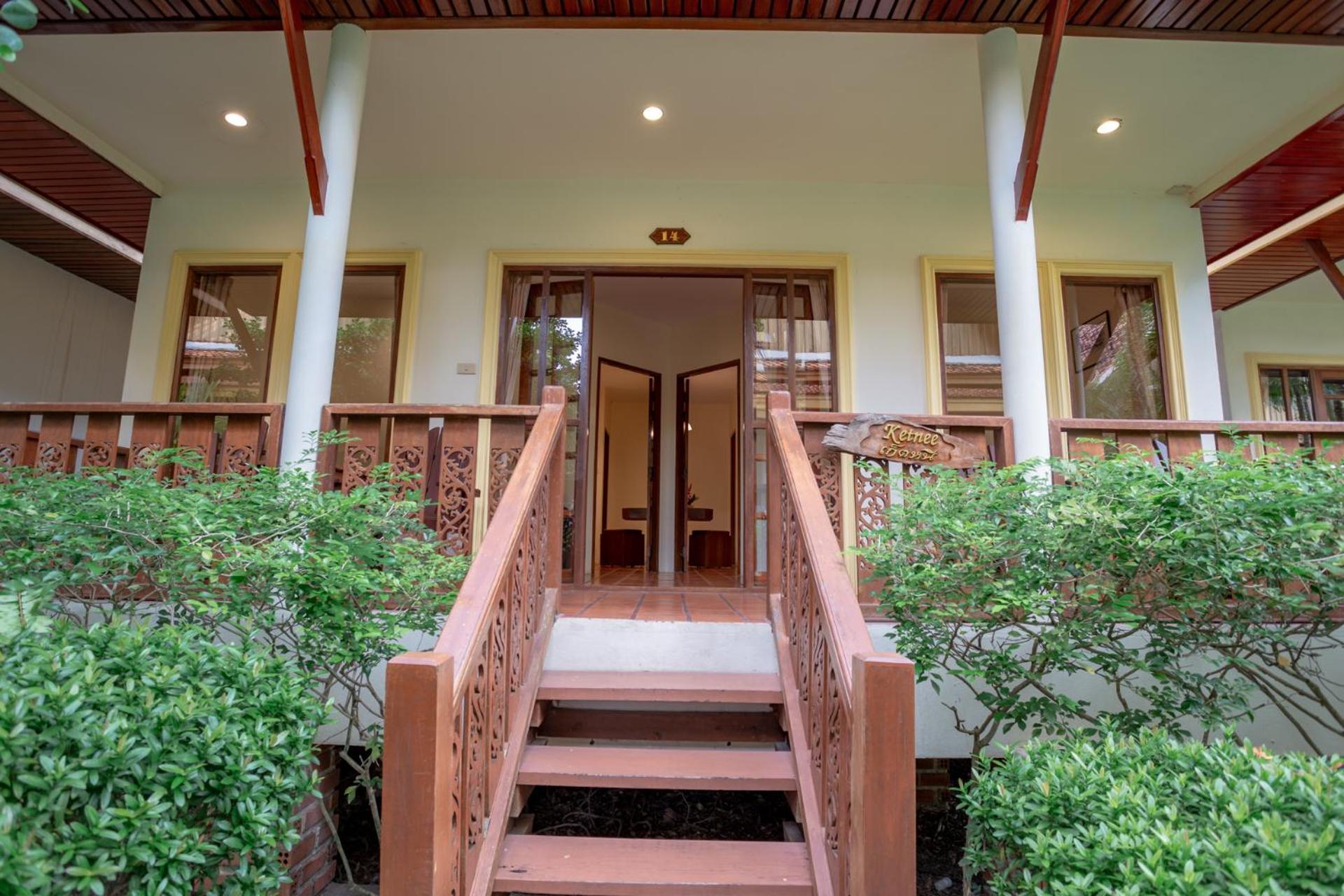 Bangtao Village Resort - Sha Bang Tao Beach  Exterior photo